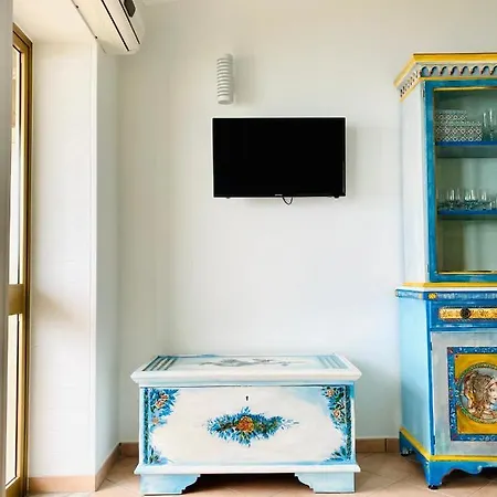 Апартаменты Sea View Капо-д'Орландо