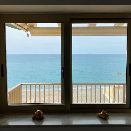 Апартаменты Sea View Капо-д'Орландо